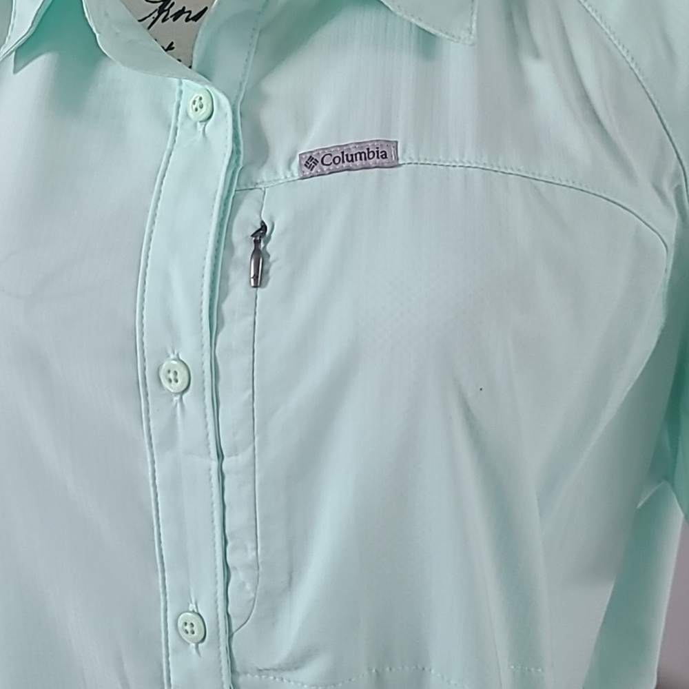 Columbia Light Mint Short-Sleeve Button-Up Shirt - Picture 3 of 10